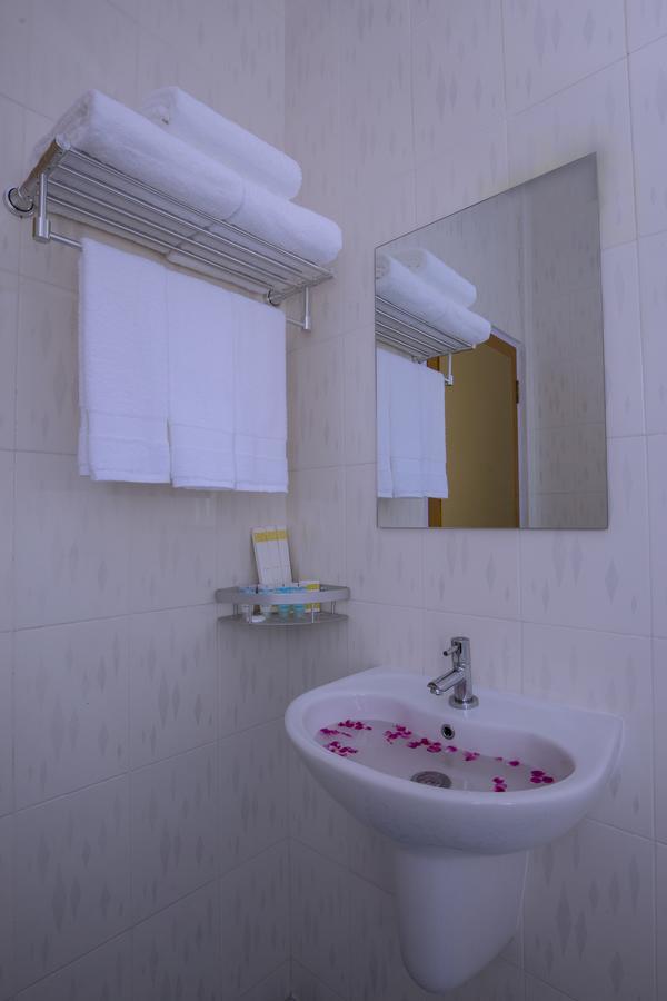 Golden Gum-Kino Hotel Mandalay Dış mekan fotoğraf